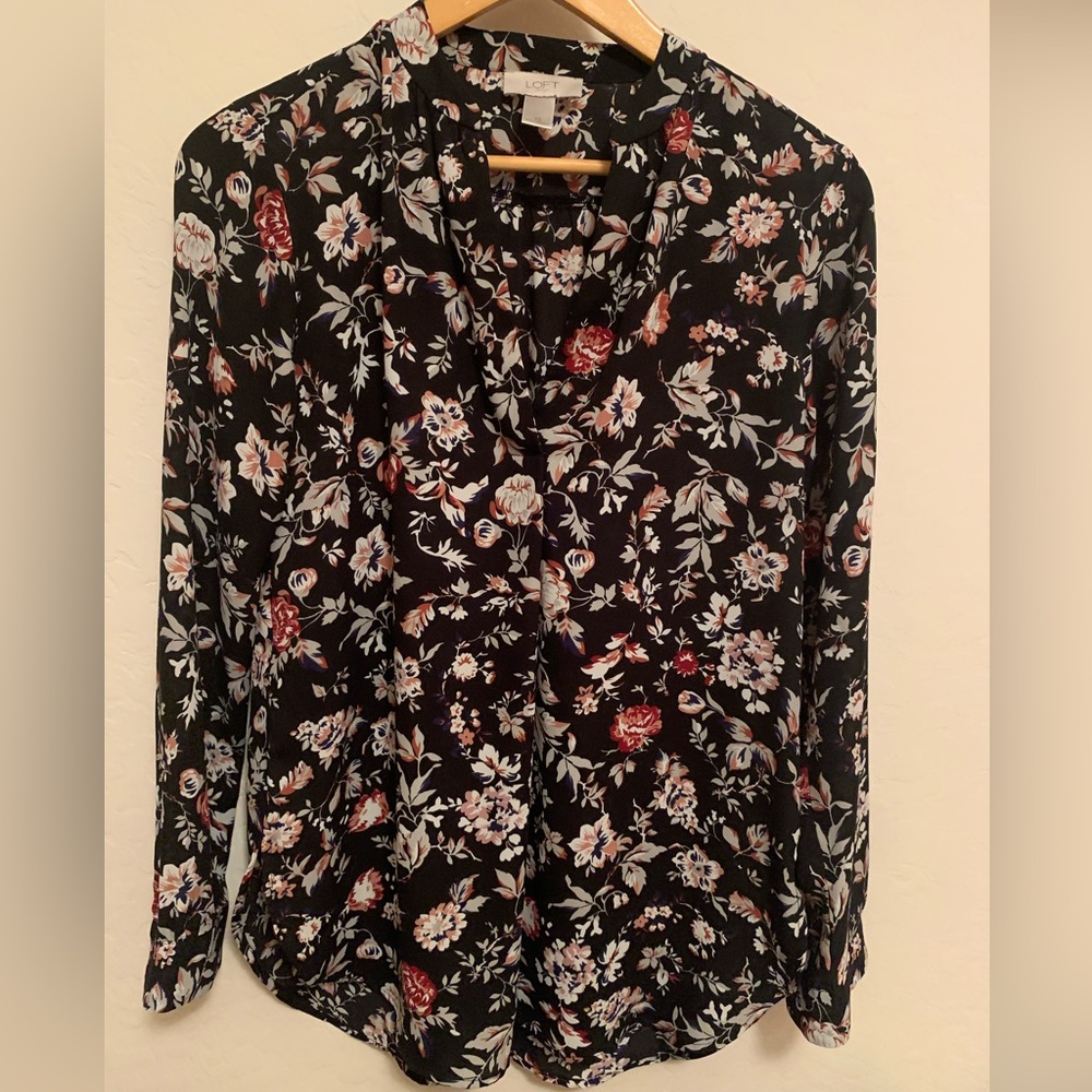 Loft Long Sleeve Pleated Neck Blouse
